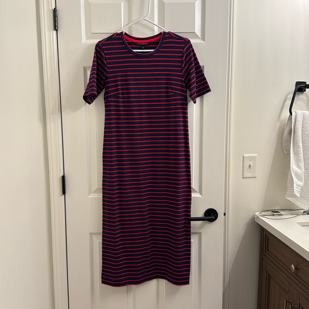 Banana Republic tee shirt dress